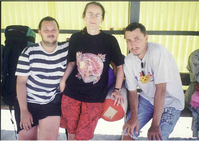 If picture is not shown here, it probably doesnot exist for this quality ... (choose another quality)