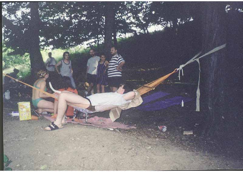 If picture is not shown here, it probably doesnot exist for this quality ... (choose another quality)