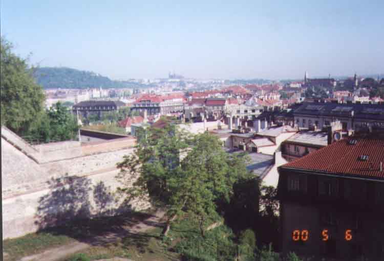 If picture is not shown here, it probably doesnot exist for this quality ... (choose another quality)