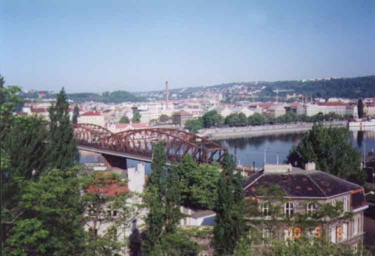 If picture is not shown here, it probably doesnot exist for this quality ... (choose another quality)