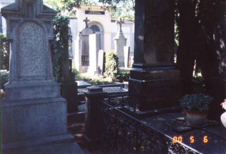 If picture is not shown here, it probably doesnot exist for this quality ... (choose another quality)