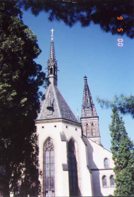 If picture is not shown here, it probably doesnot exist for this quality ... (choose another quality)