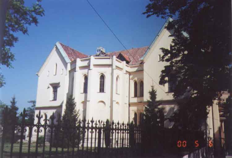 If picture is not shown here, it probably doesnot exist for this quality ... (choose another quality)