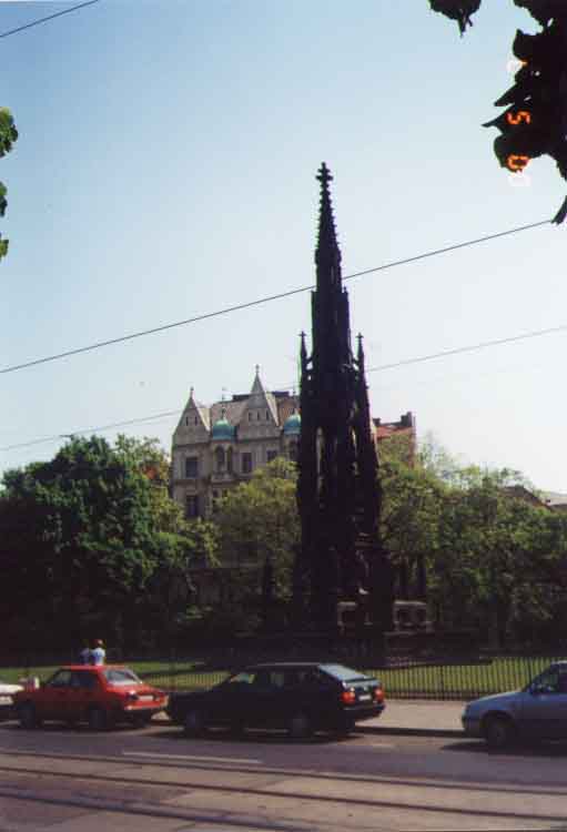 If picture is not shown here, it probably doesnot exist for this quality ... (choose another quality)