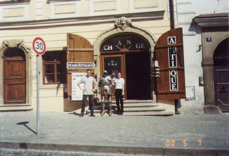 If picture is not shown here, it probably doesnot exist for this quality ... (choose another quality)