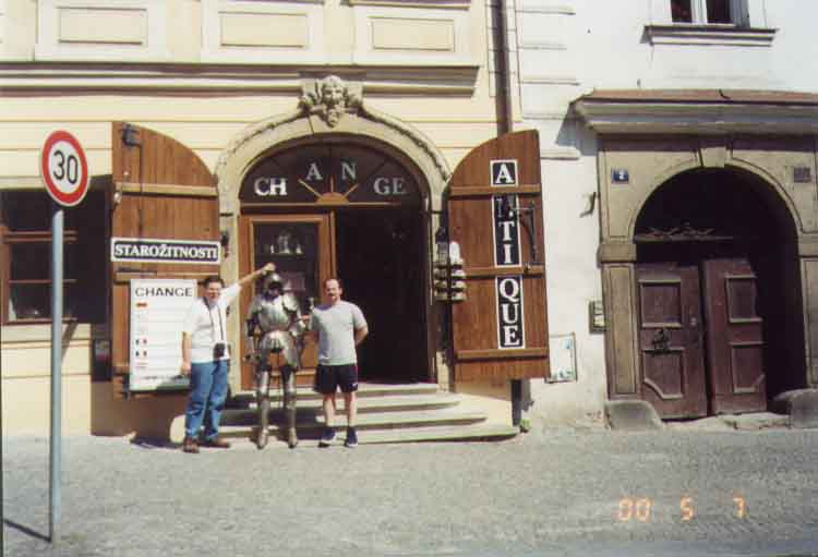 If picture is not shown here, it probably doesnot exist for this quality ... (choose another quality)