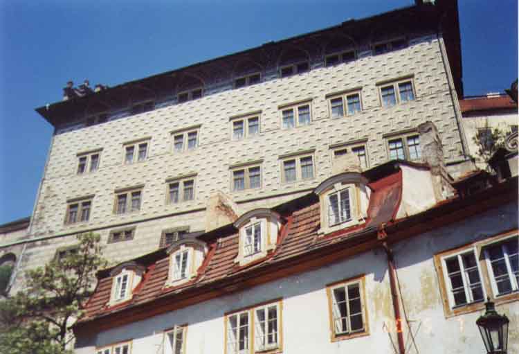 If picture is not shown here, it probably doesnot exist for this quality ... (choose another quality)