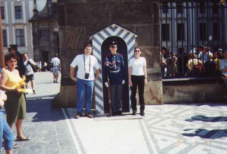 If picture is not shown here, it probably doesnot exist for this quality ... (choose another quality)