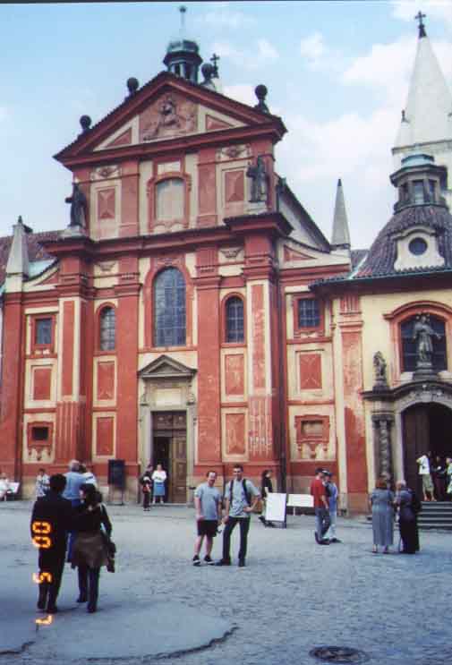 If picture is not shown here, it probably doesnot exist for this quality ... (choose another quality)