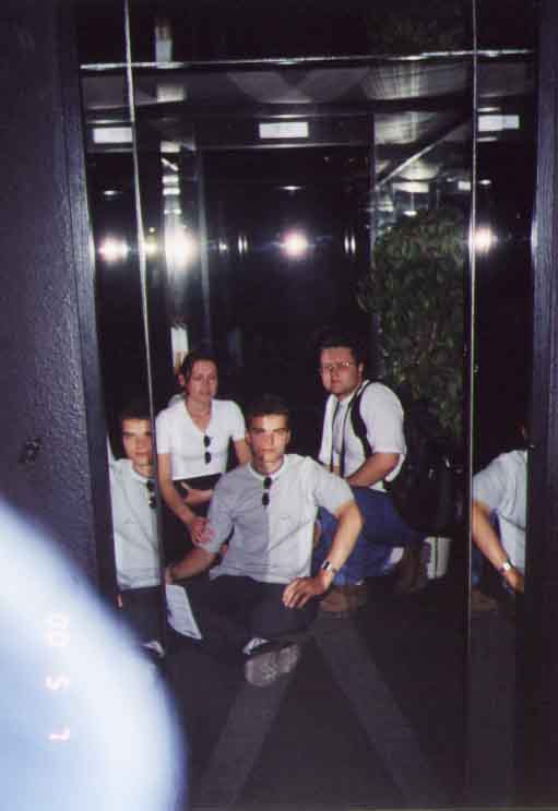 If picture is not shown here, it probably doesnot exist for this quality ... (choose another quality)