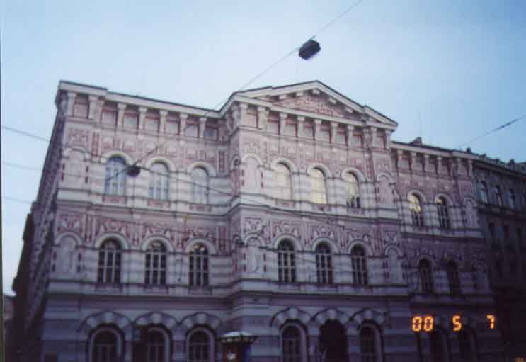 If picture is not shown here, it probably doesnot exist for this quality ... (choose another quality)