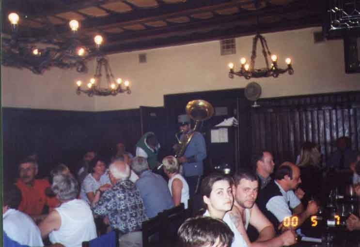 If picture is not shown here, it probably doesnot exist for this quality ... (choose another quality)