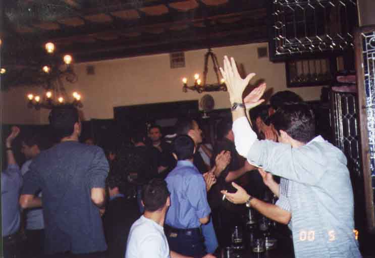 If picture is not shown here, it probably doesnot exist for this quality ... (choose another quality)