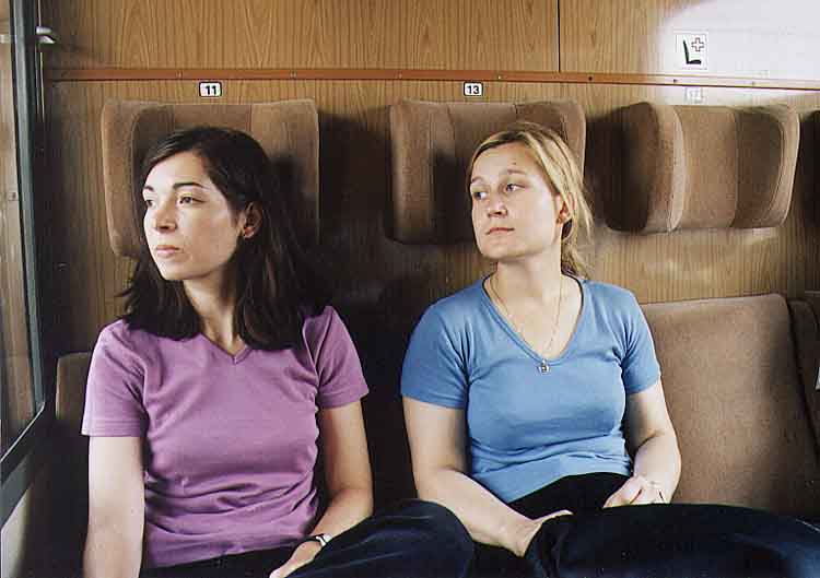 If picture is not shown here, it probably doesnot exist for this quality ... (choose another quality)