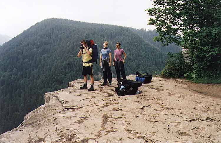 If picture is not shown here, it probably doesnot exist for this quality ... (choose another quality)