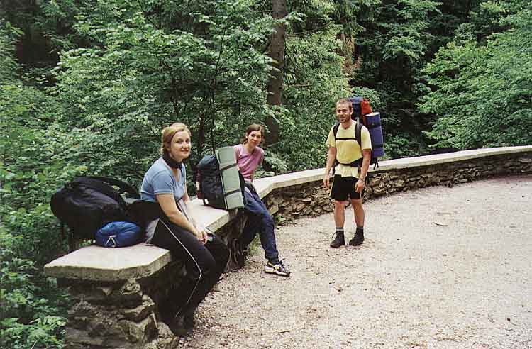 If picture is not shown here, it probably doesnot exist for this quality ... (choose another quality)