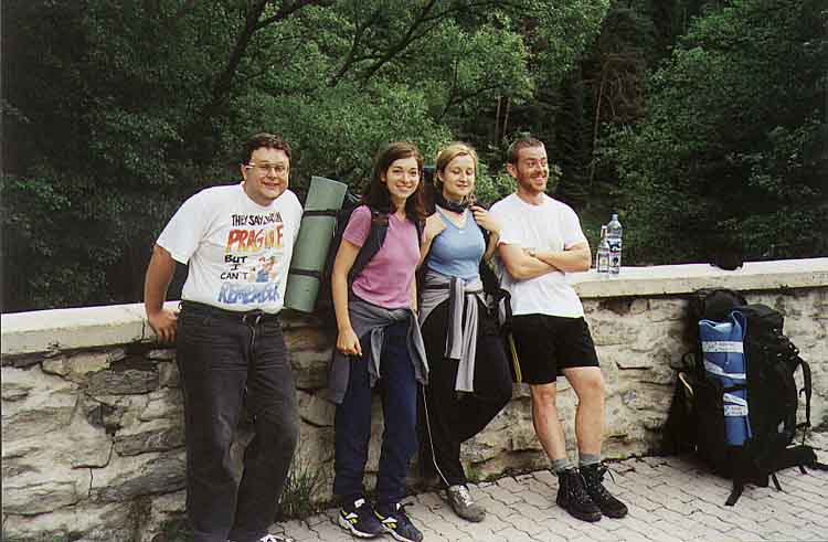 If picture is not shown here, it probably doesnot exist for this quality ... (choose another quality)