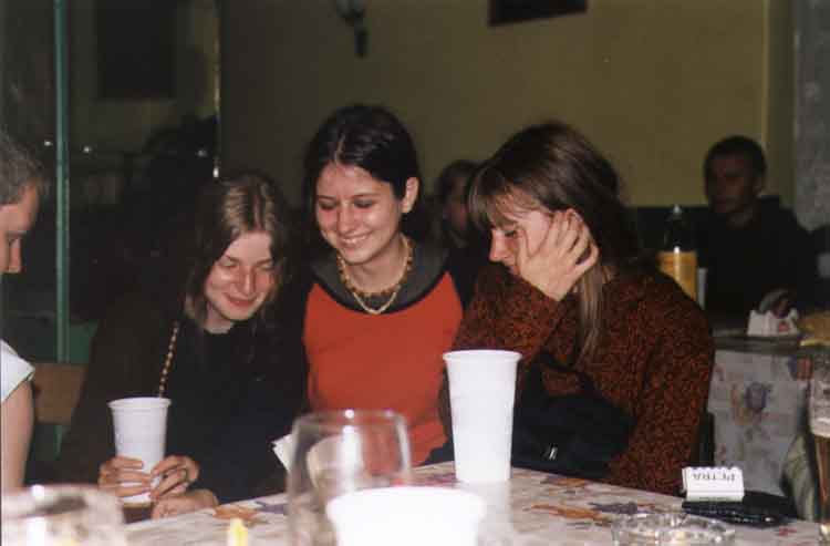 If picture is not shown here, it probably doesnot exist for this quality ... (choose another quality)