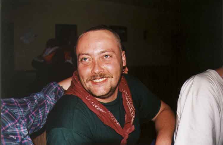 If picture is not shown here, it probably doesnot exist for this quality ... (choose another quality)