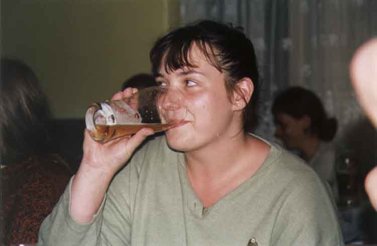 If picture is not shown here, it probably doesnot exist for this quality ... (choose another quality)