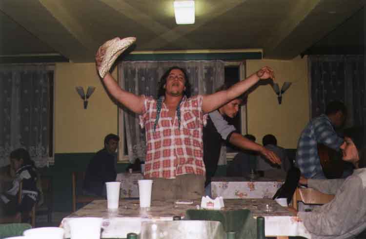 If picture is not shown here, it probably doesnot exist for this quality ... (choose another quality)