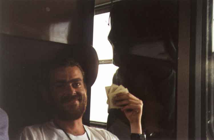 If picture is not shown here, it probably doesnot exist for this quality ... (choose another quality)