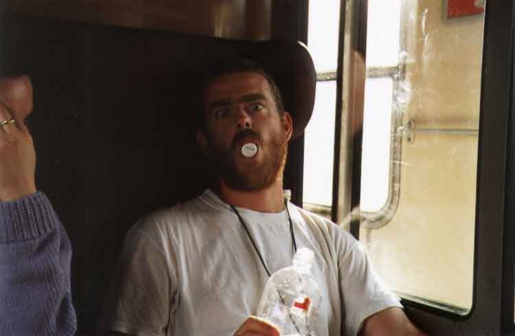 If picture is not shown here, it probably doesnot exist for this quality ... (choose another quality)