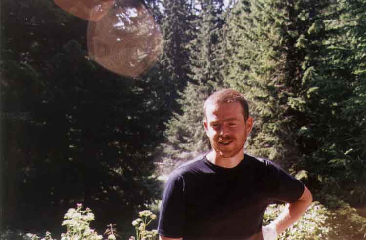 If picture is not shown here, it probably doesnot exist for this quality ... (choose another quality)