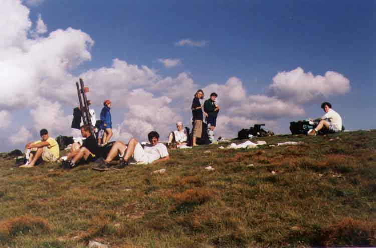 If picture is not shown here, it probably doesnot exist for this quality ... (choose another quality)