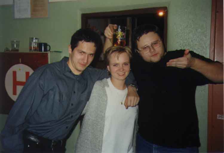 If picture is not shown here, it probably doesnot exist for this quality ... (choose another quality)