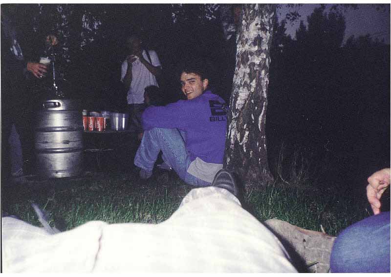 If picture is not shown here, it probably doesnot exist for this quality ... (choose another quality)