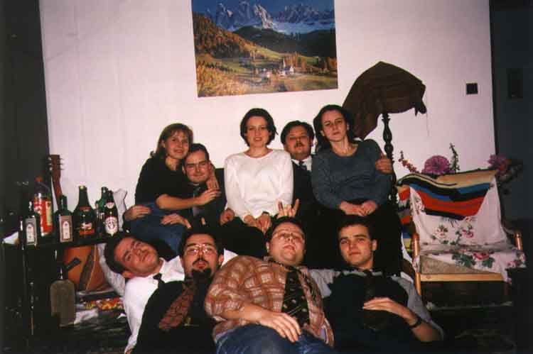 If picture is not shown here, it probably doesnot exist for this quality ... (choose another quality)