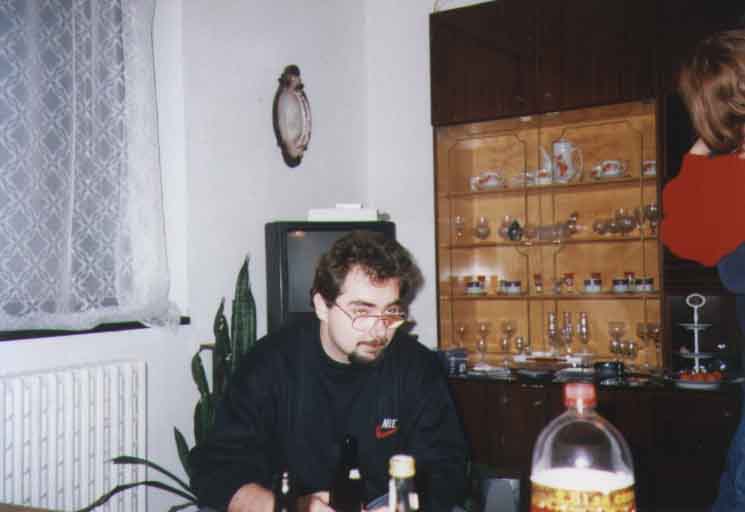 If picture is not shown here, it probably doesnot exist for this quality ... (choose another quality)