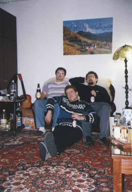 If picture is not shown here, it probably doesnot exist for this quality ... (choose another quality)