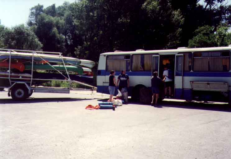 If picture is not shown here, it probably doesnot exist for this quality ... (choose another quality)