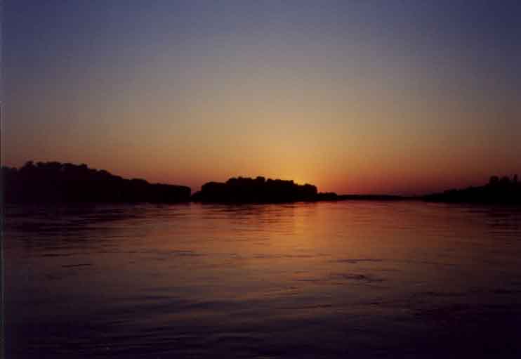 If picture is not shown here, it probably doesnot exist for this quality ... (choose another quality)