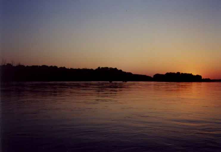 If picture is not shown here, it probably doesnot exist for this quality ... (choose another quality)