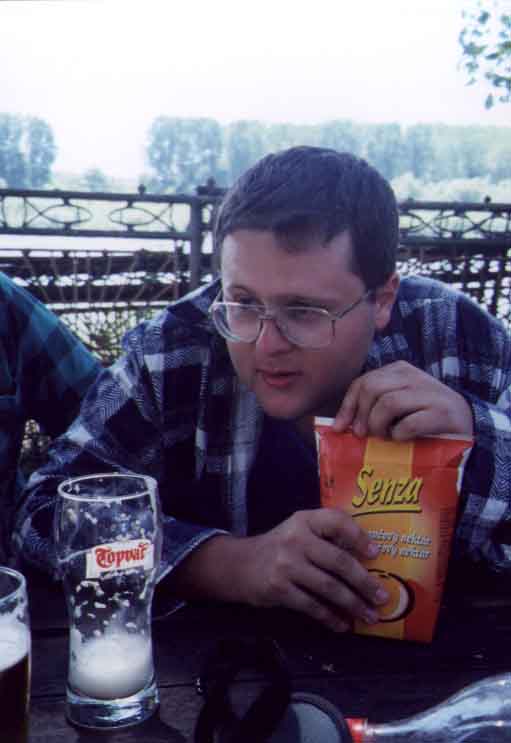 If picture is not shown here, it probably doesnot exist for this quality ... (choose another quality)