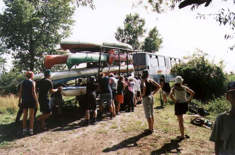 If picture is not shown here, it probably doesnot exist for this quality ... (choose another quality)