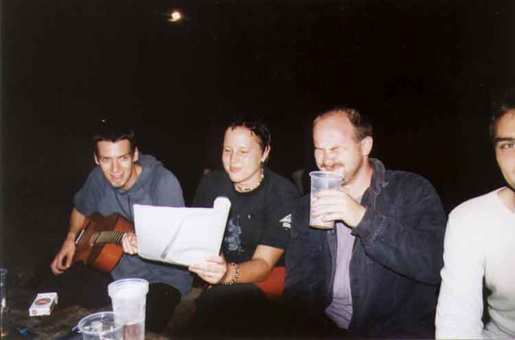 If picture is not shown here, it probably doesnot exist for this quality ... (choose another quality)