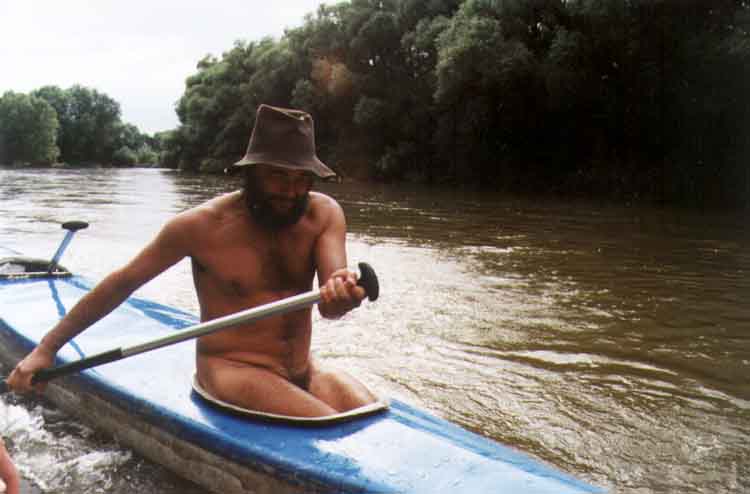 If picture is not shown here, it probably doesnot exist for this quality ... (choose another quality)