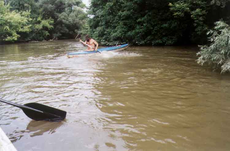 If picture is not shown here, it probably doesnot exist for this quality ... (choose another quality)