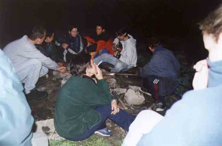 If picture is not shown here, it probably doesnot exist for this quality ... (choose another quality)