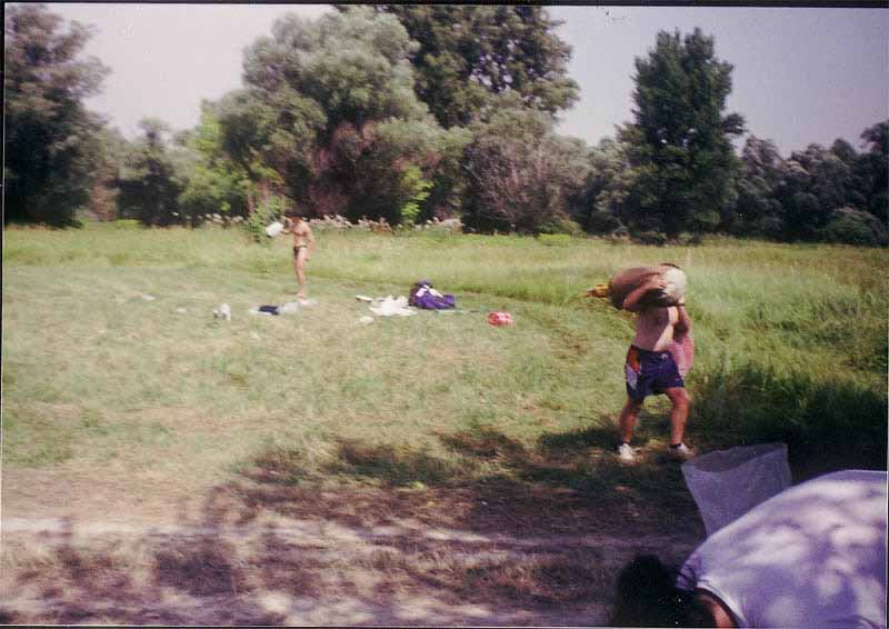 If picture is not shown here, it probably doesnot exist for this quality ... (choose another quality)