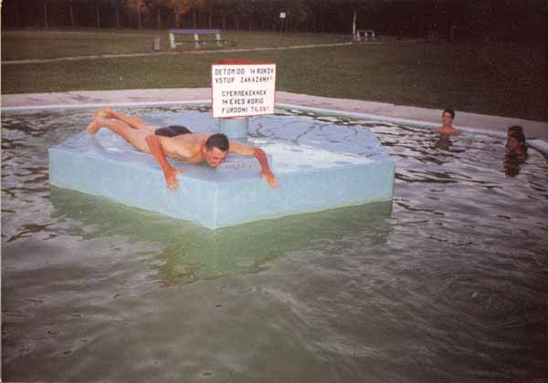 If picture is not shown here, it probably doesnot exist for this quality ... (choose another quality)