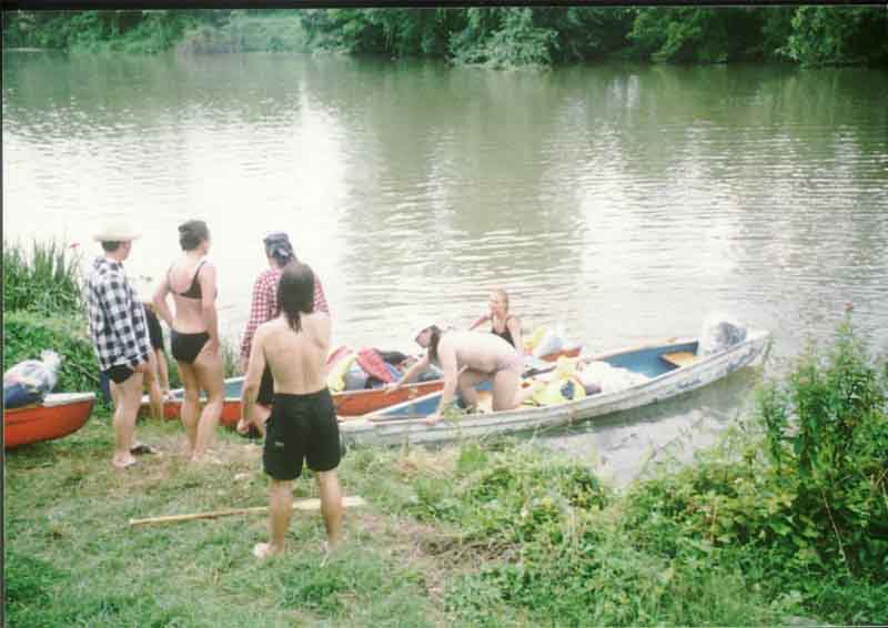 If picture is not shown here, it probably doesnot exist for this quality ... (choose another quality)