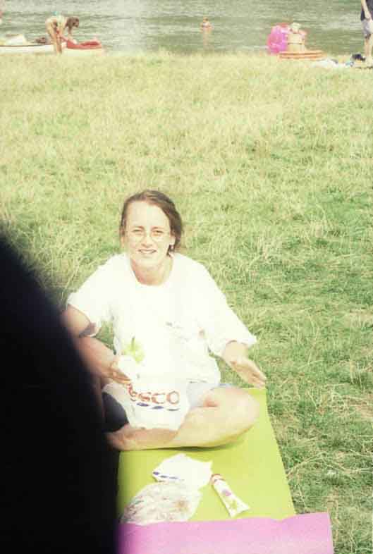 If picture is not shown here, it probably doesnot exist for this quality ... (choose another quality)