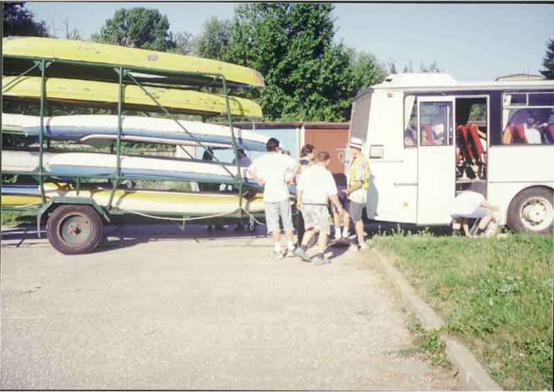 If picture is not shown here, it probably doesnot exist for this quality ... (choose another quality)