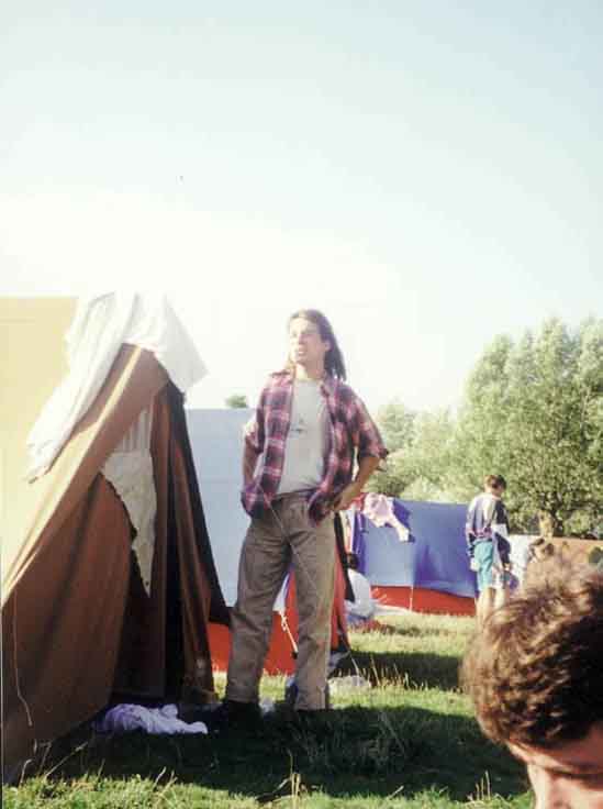 If picture is not shown here, it probably doesnot exist for this quality ... (choose another quality)