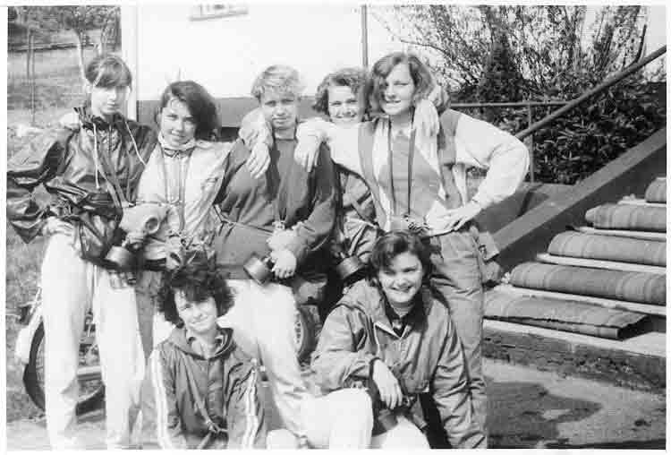 If picture is not shown here, it probably doesnot exist for this quality ... (choose another quality)